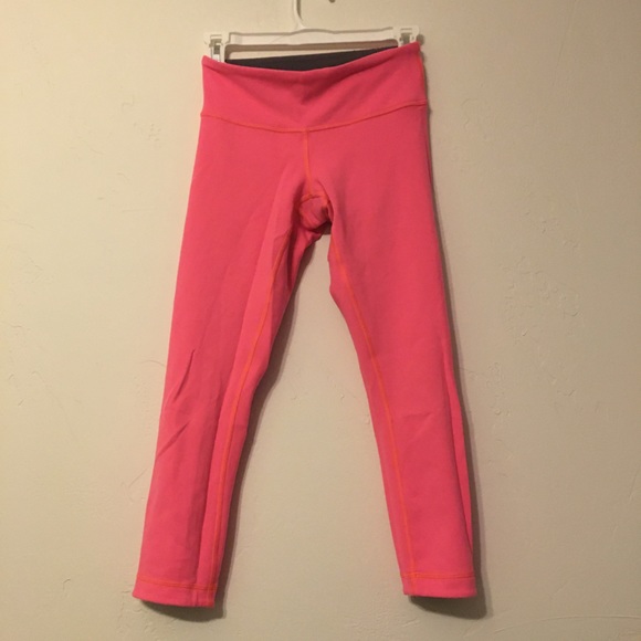 Reversible Lululemon capris - Picture 2 of 4